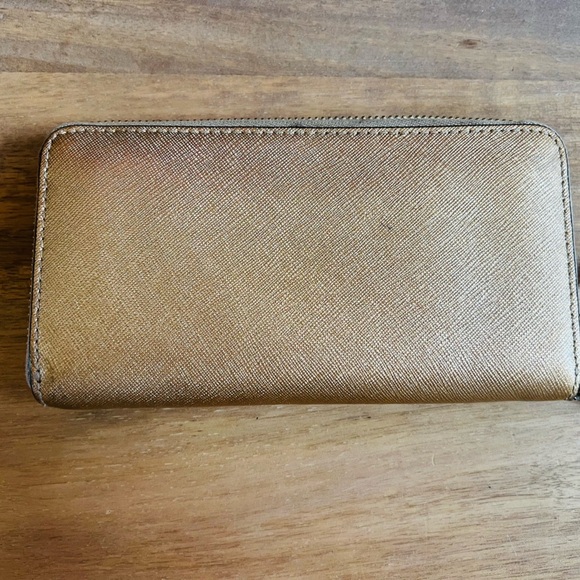 Michael Kors Gold Wristlet with Black Strap - Picture 7 of 8